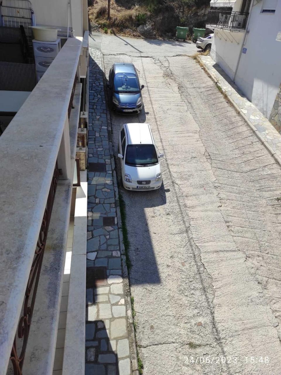 Neighbourhood, Street view, Parking