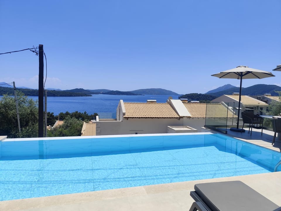 Mountain view, Swimming pool