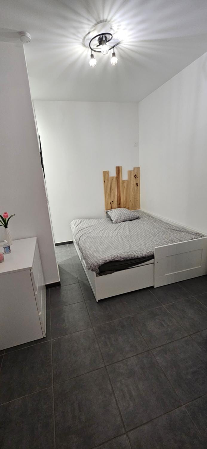 studio en plein centre et proche de la gare Apartment in Auvergne-Rhône-Alpes