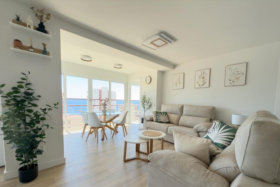 Living room, Sea view