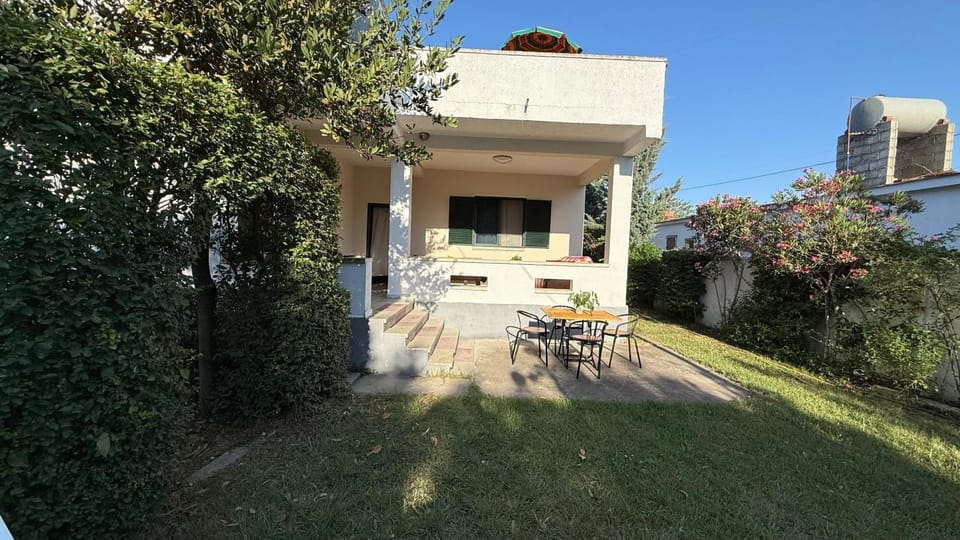 Garden, Balcony/Terrace