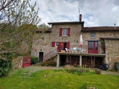 chez Florence, chambres d'hôtes , Montrol Sénard Bed and Breakfast in Nouvelle-Aquitaine
