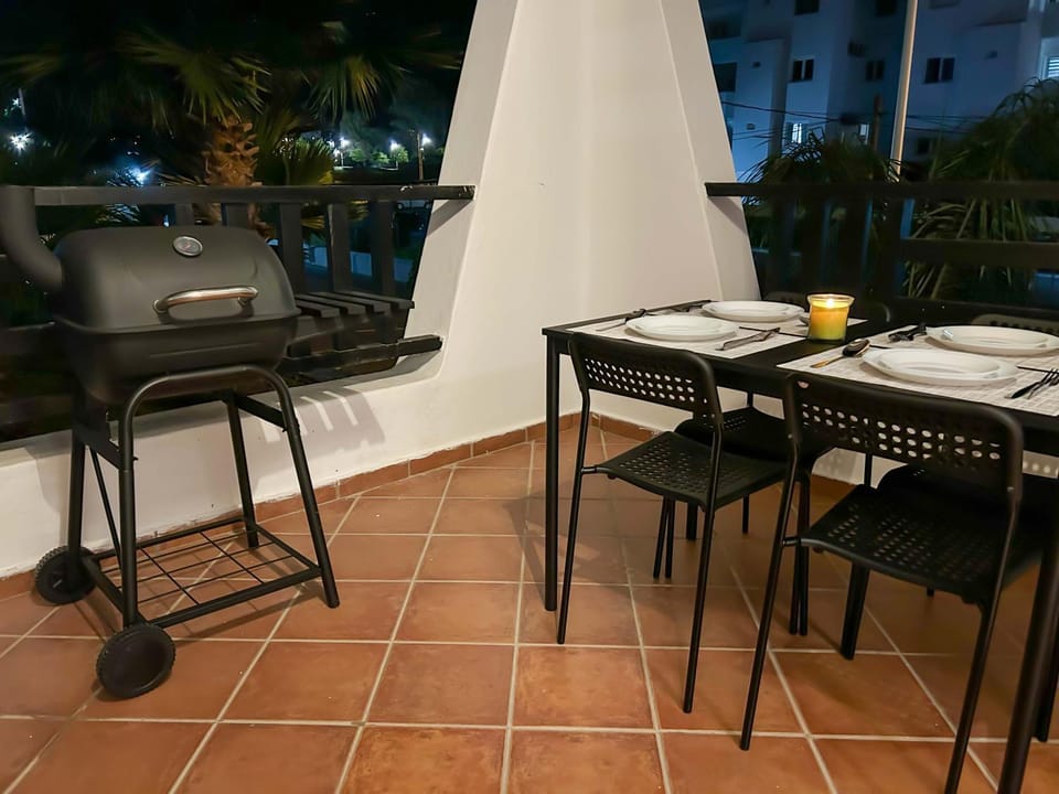 Patio, Dining area
