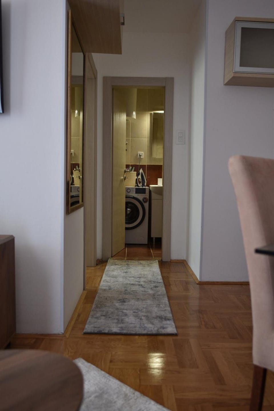Bathroom, Living room