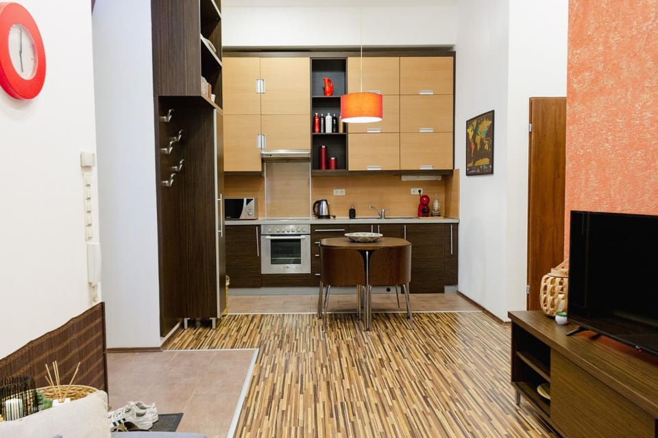 Cosy nest close to Blaha sqr Apartment in Budapest