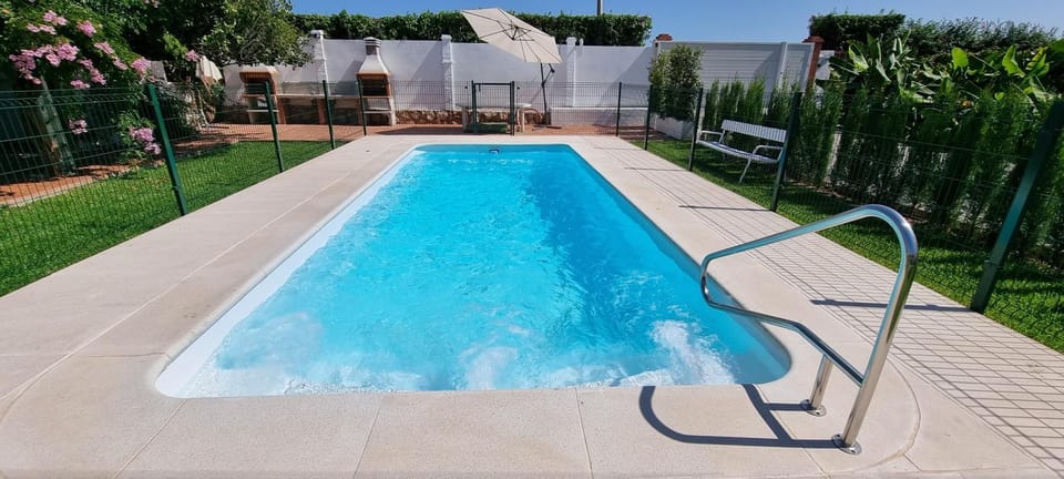 Spring, Day, Garden, Garden view, Pool view, Swimming pool