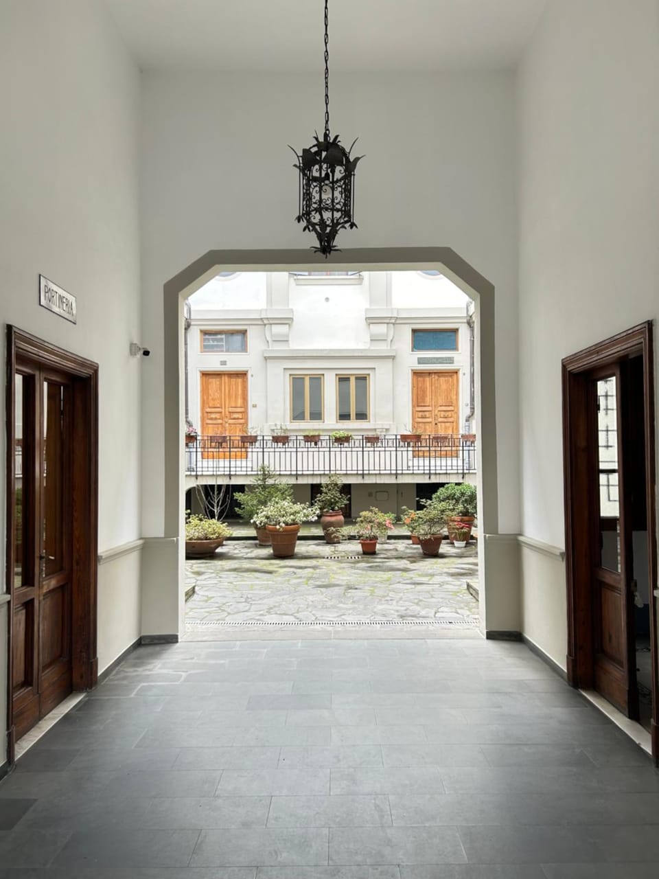 Facade/entrance