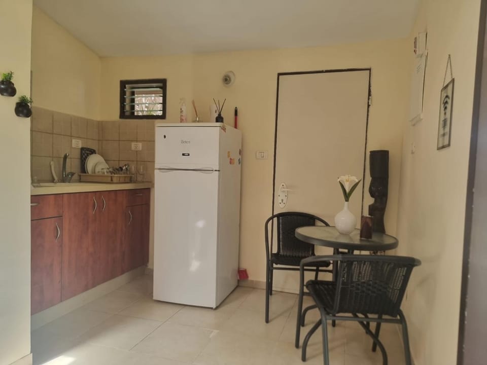 B&B Amit 18 minutes from the airport - אירוח כפרי עמית 18 דקות משדה תעופה Apartment in Center District