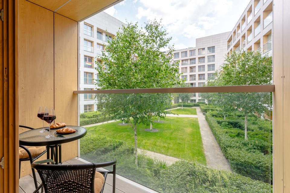 Balcony/Terrace, Garden view