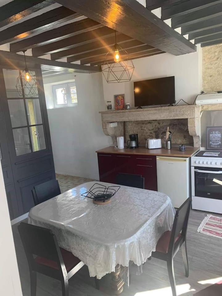 Maison de campagne à 2h de Paris House in Bourgogne-Franche-Comté