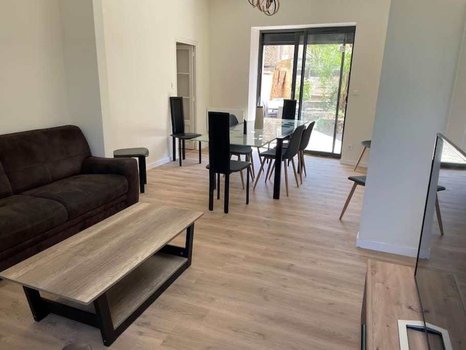 Maison 5 chambres 3sdb en ville avec piscine House in Nouvelle-Aquitaine