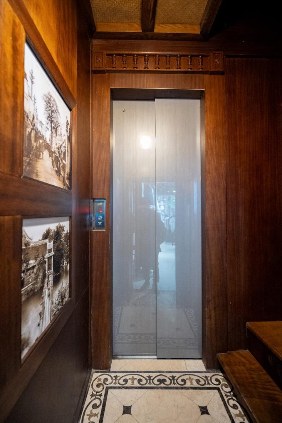 elevator