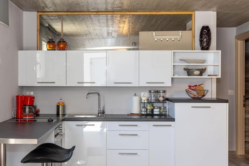 Argy's Studio Apartment in Decentralized Administration of the Aegean