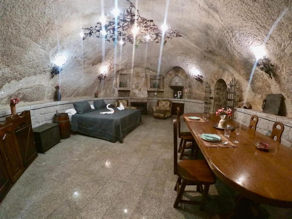 Cueva romántica - Jacuzzi Apartment in Sierra Norte