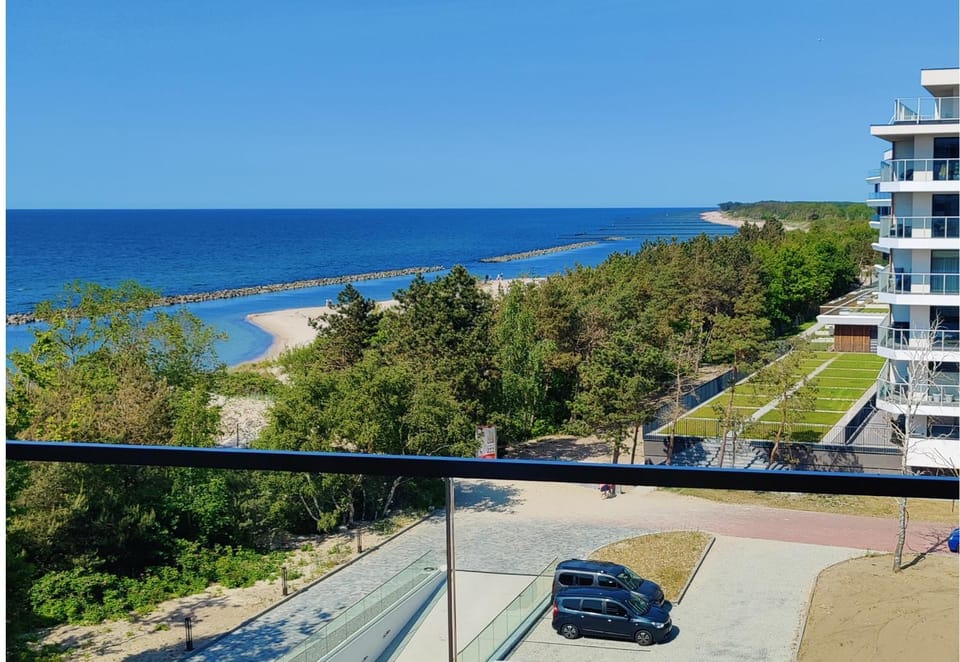 Neighbourhood, Natural landscape, Beach, Sea view