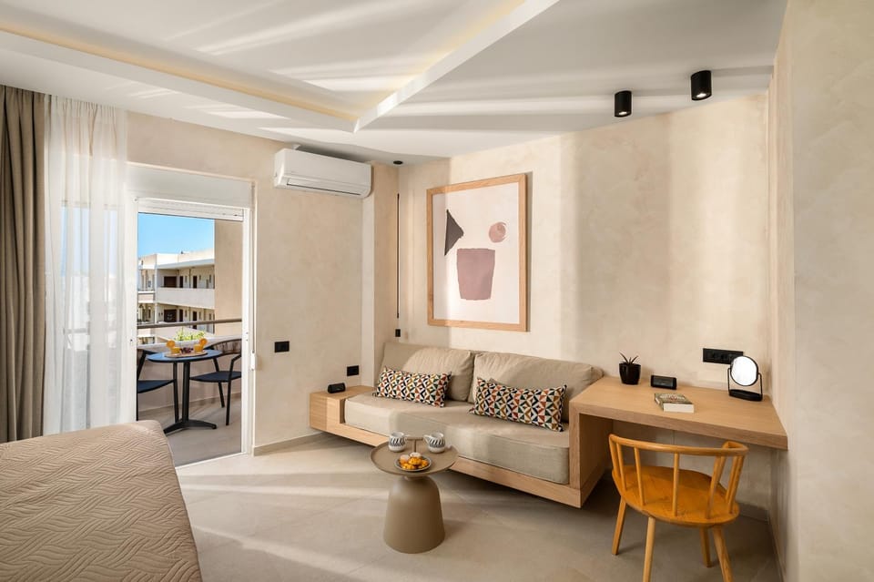 Living room, Seating area, Inner courtyard view, locker, air conditioner