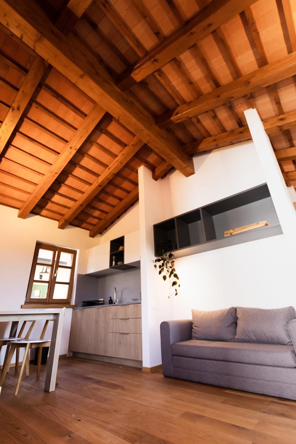 Kitchen or kitchenette, Living room, Seating area