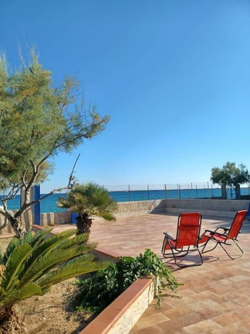 Patio, Natural landscape, Sea view, sunbed