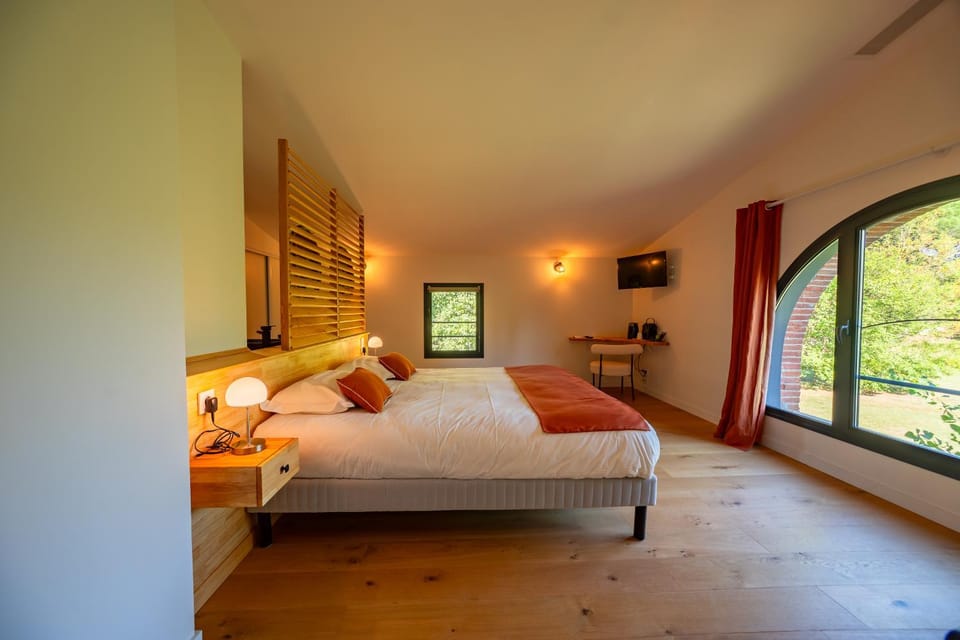 LE MOULIN DE LA FLAMBERE Apartment in Toulouse