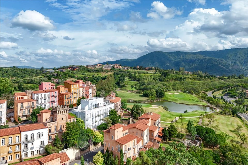 Bird's eye view, Mountain view