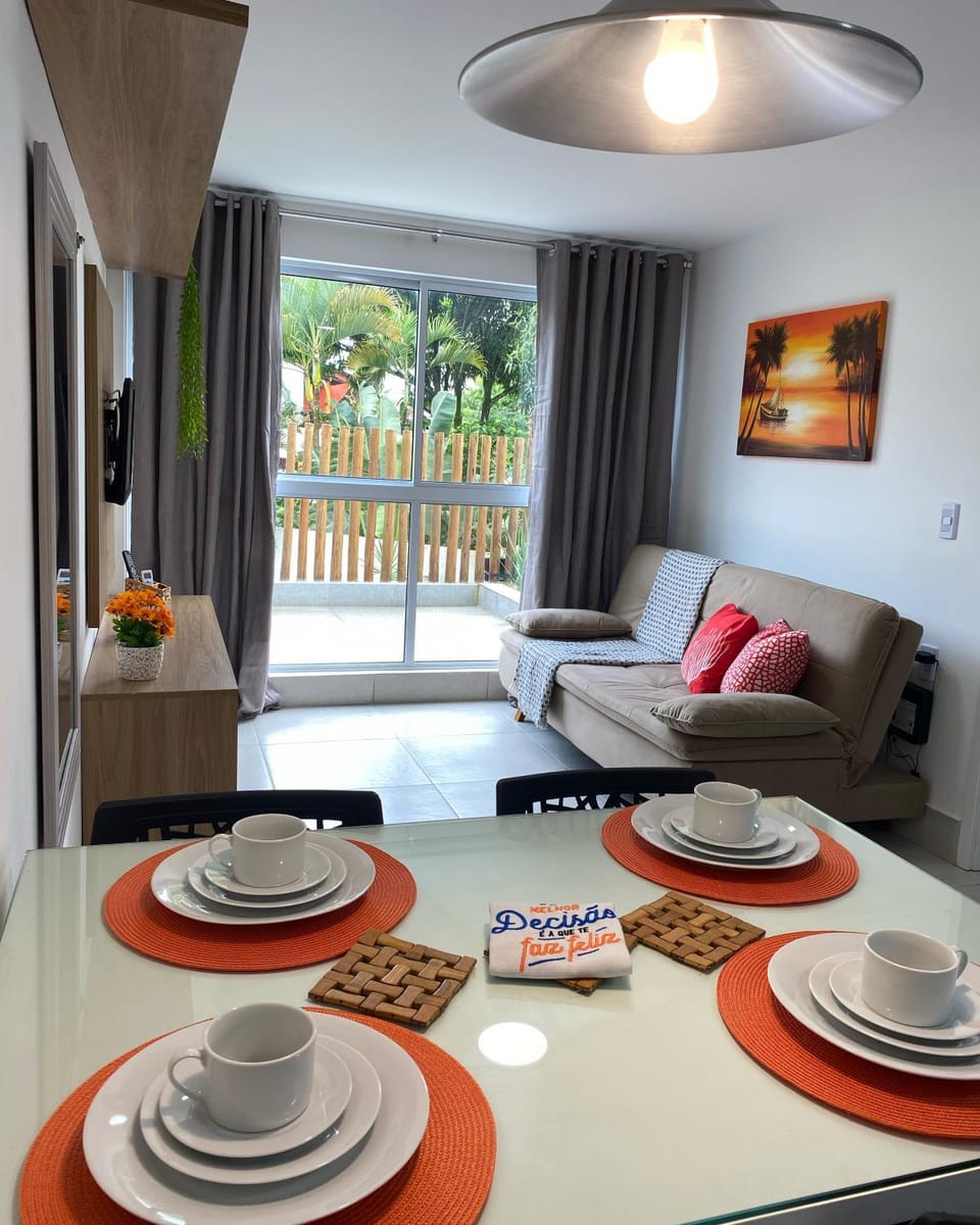 Coffee/tea facilities, Living room, Seating area, Dining area
