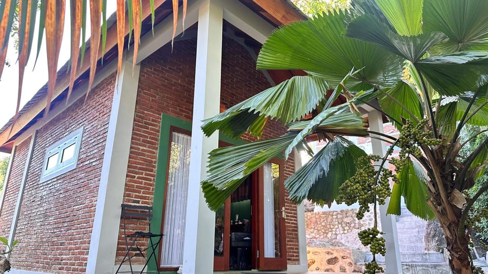 Villa Kamila Senggigi By Villaloka Villa in Batu Layar
