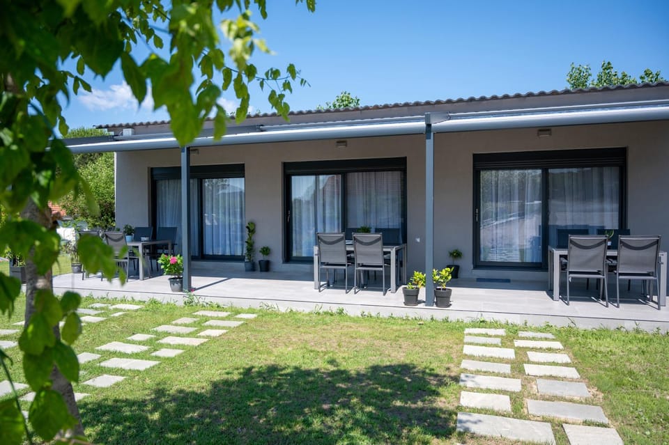 Morfo Luxury Living Apartment in Halkidiki