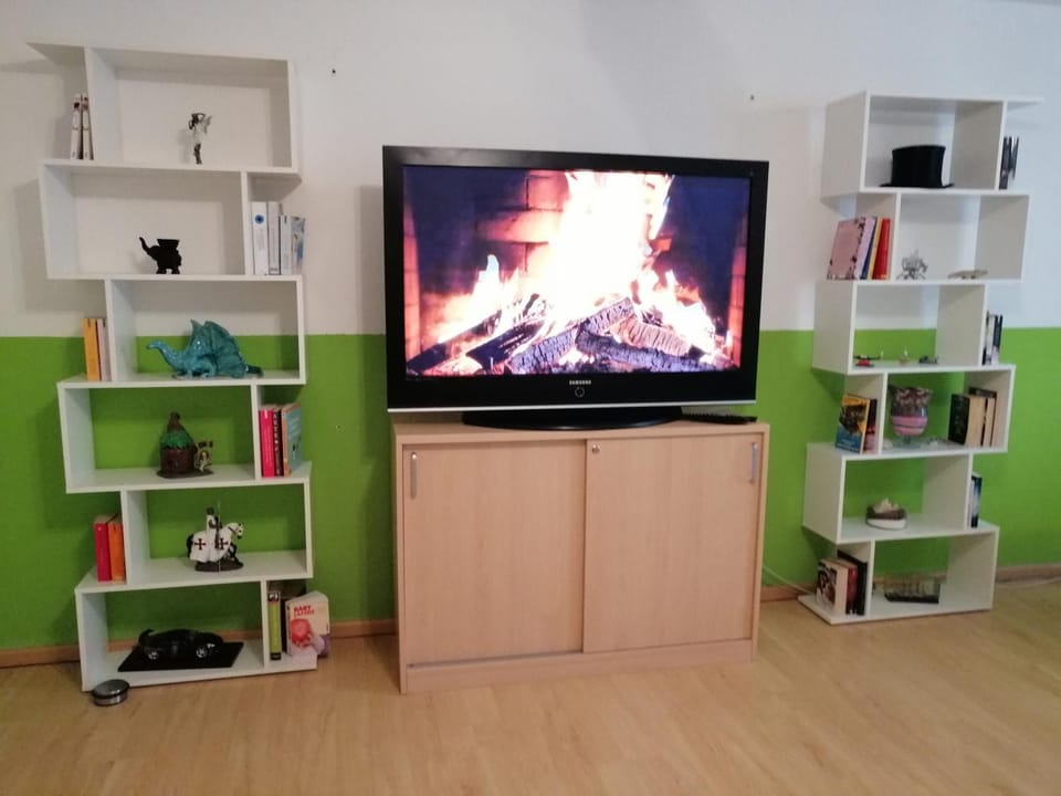 TV and multimedia, Evening entertainment