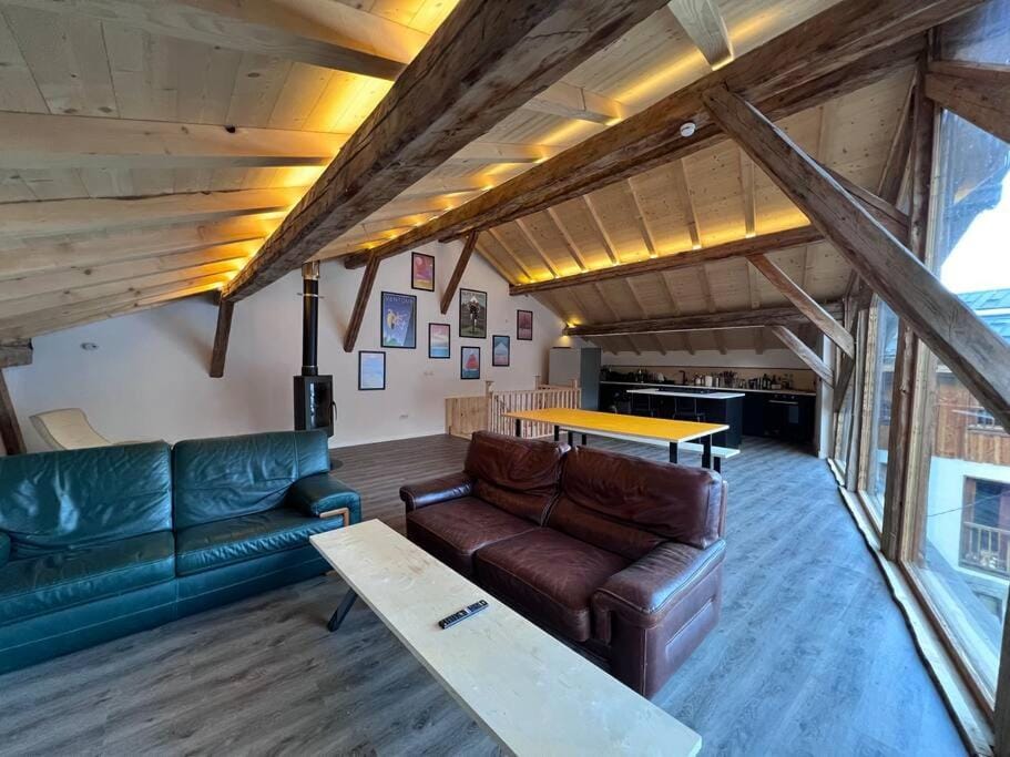 Chalet Des Legendes Chalet in St Martin Belleville