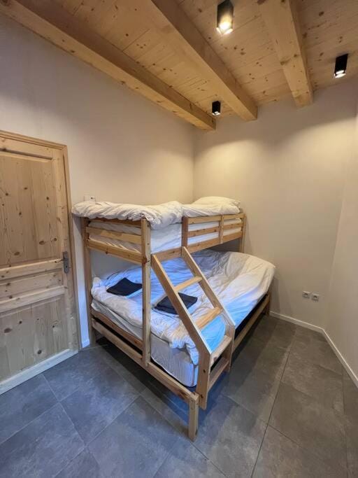 Chalet Des Legendes Chalet in St Martin Belleville