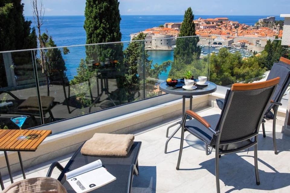 Golden Fantasy Apartment in Dubrovnik