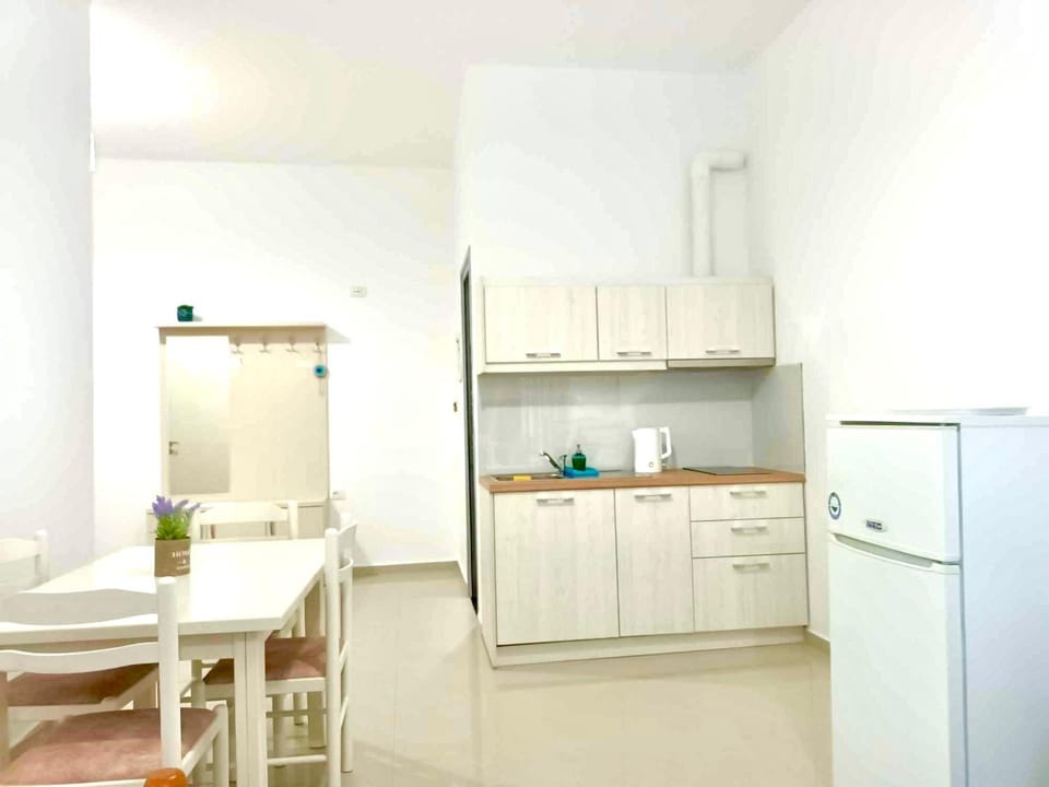 Blue Saranda room Apartment in Sarandë