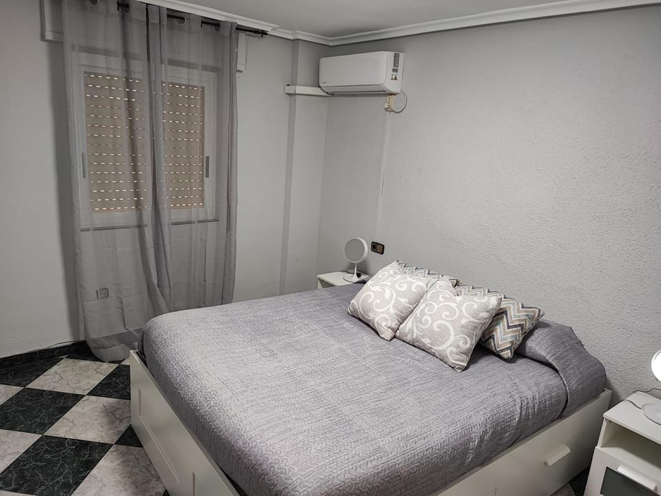 Teniente Bago con opción de aparcamiento Apartment in Jaén