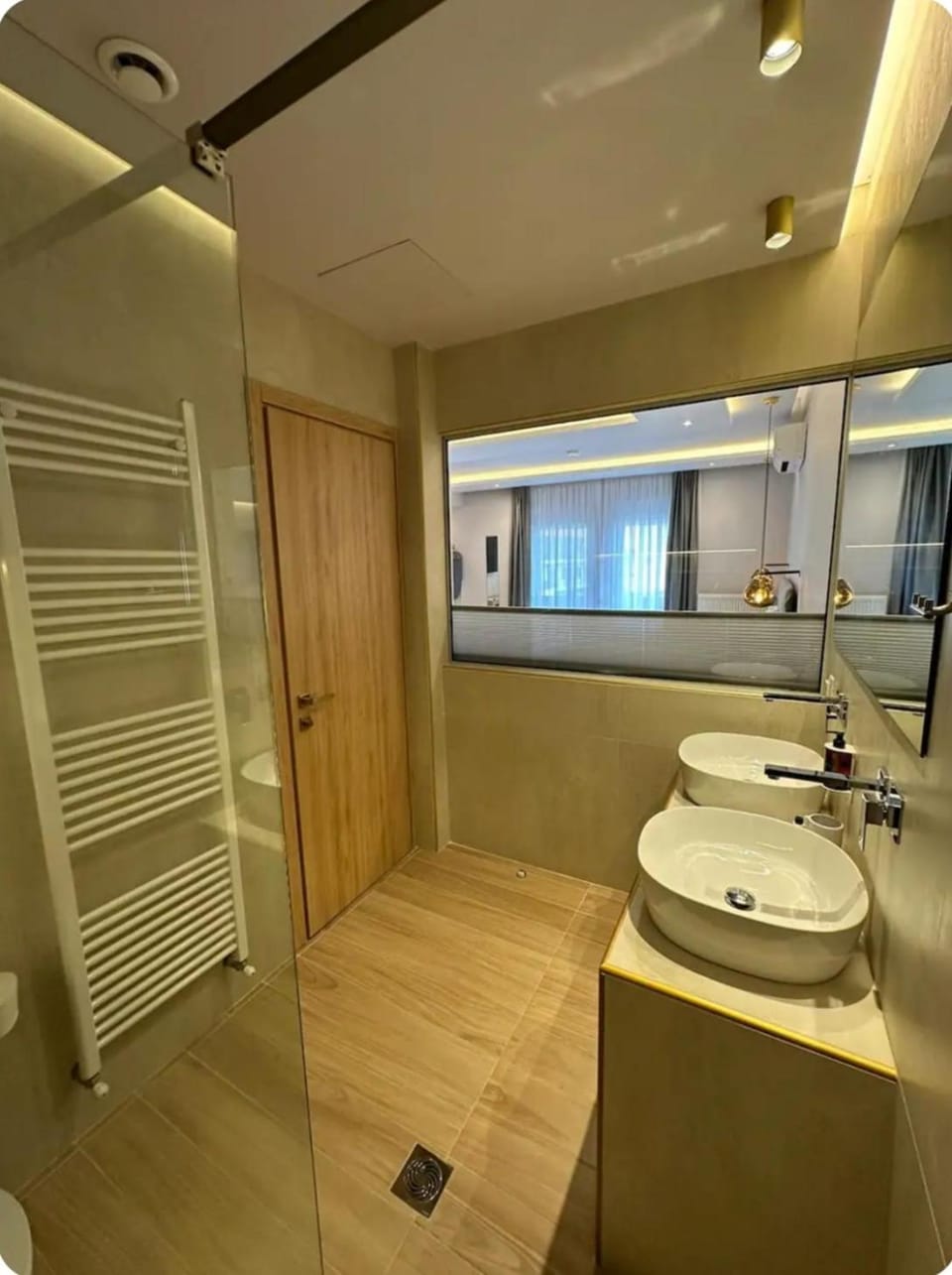 Meteora Gold and Glass Bed and Breakfast in Kalabaka