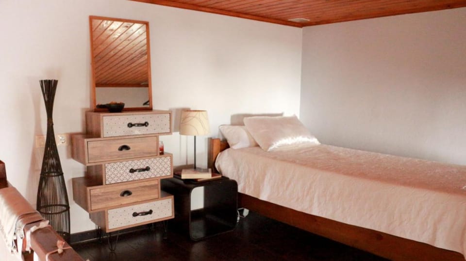 ZOE House in Islands