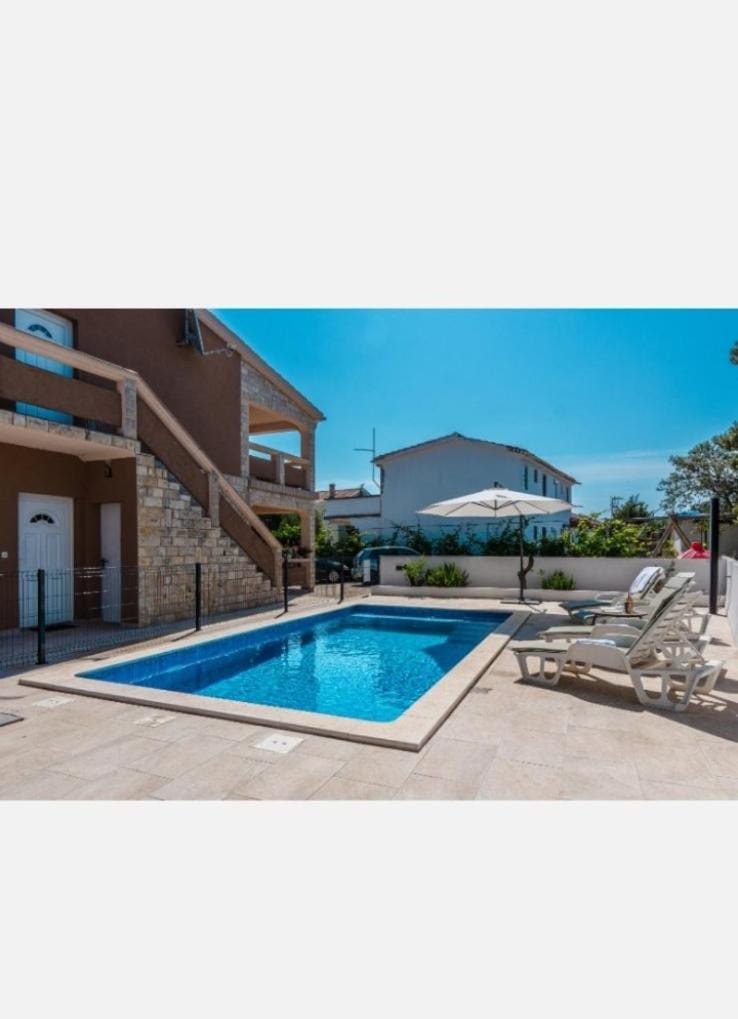Pool view, Swimming pool, Swimming pool