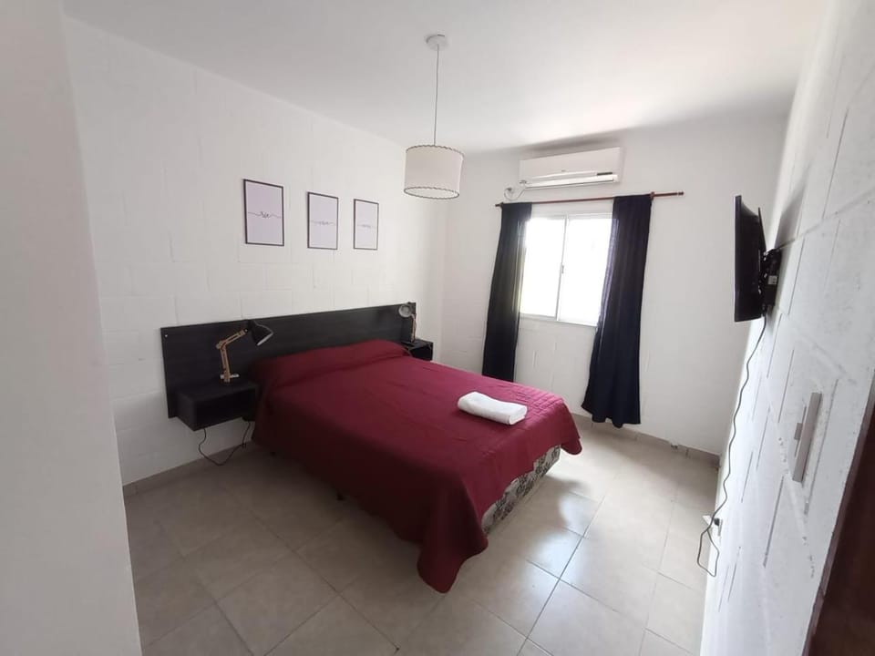 Bed, TV and multimedia, towels, air conditioner