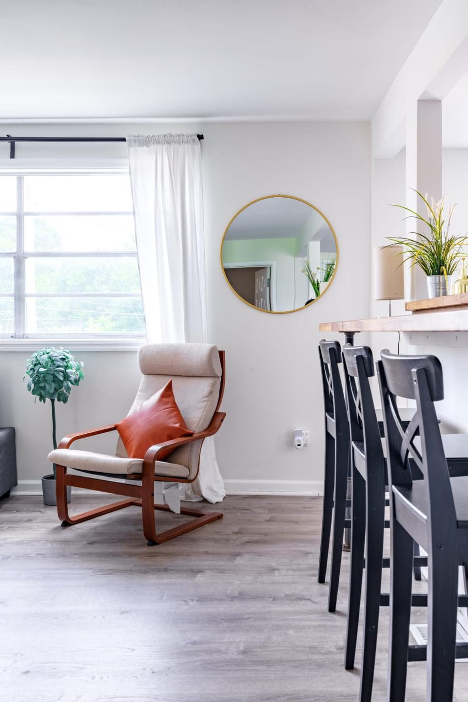 Living room, Seating area