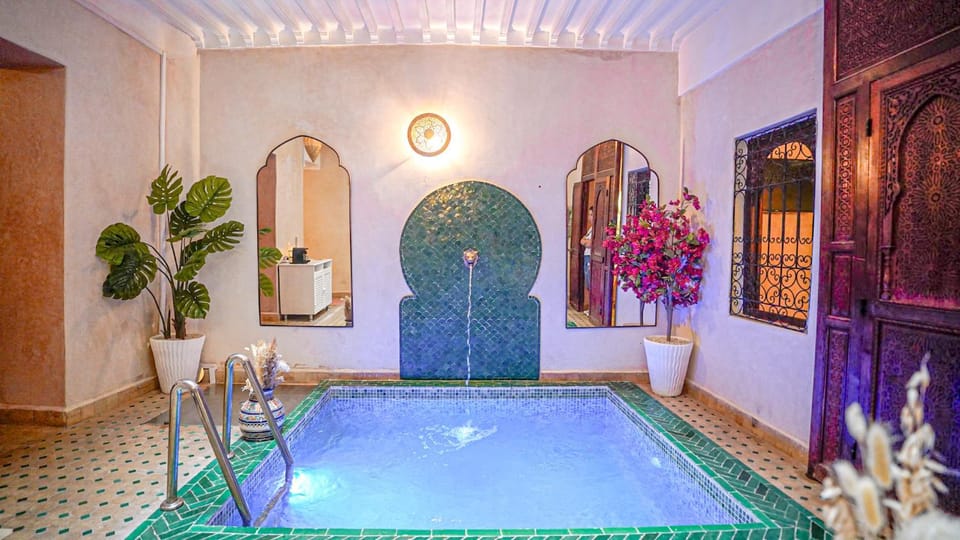 Pool view, Swimming pool