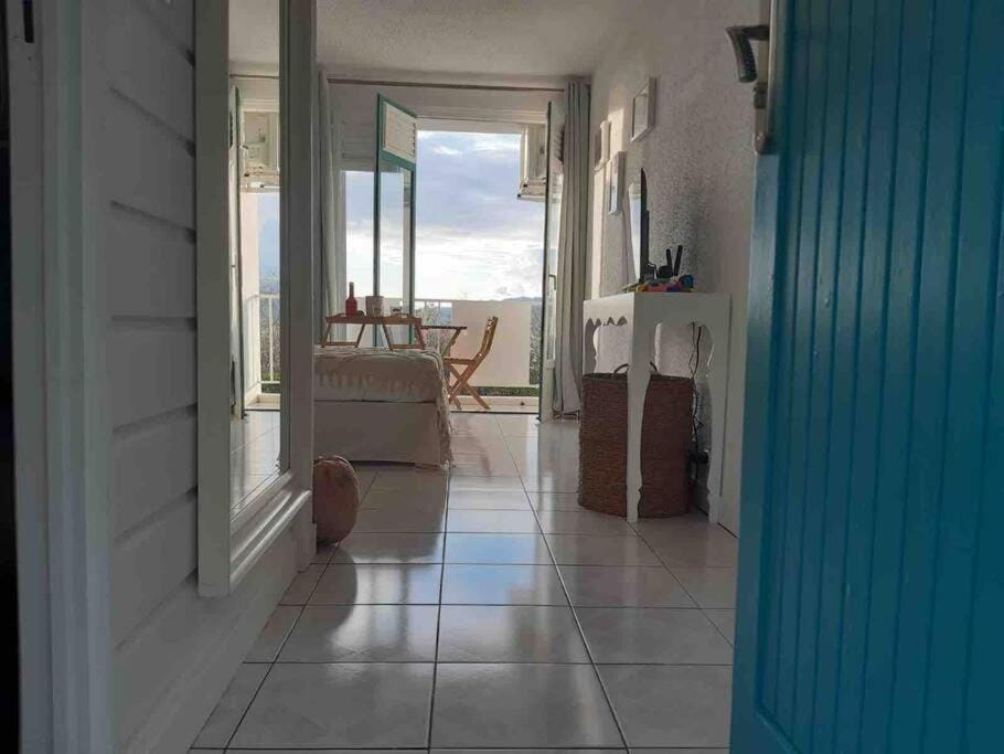 La Perle Iléenne, vue imprenable sur la mer. Apartment in Les Trois-Îlets