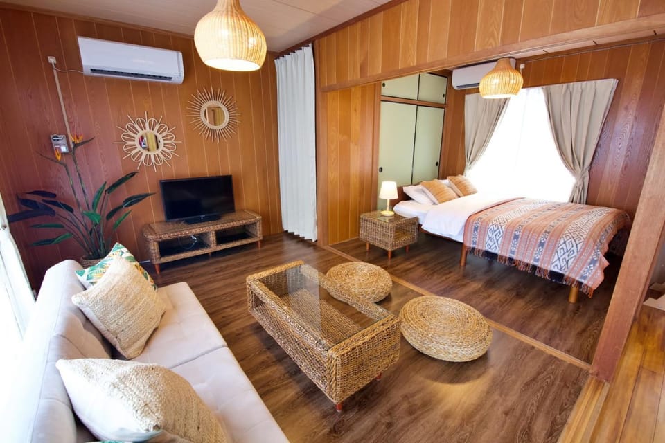 Azami8　202 Apartment in Okinawa Prefecture