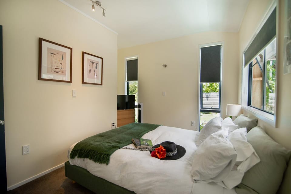 The Little House Tutukaka Bed and Breakfast in Northland