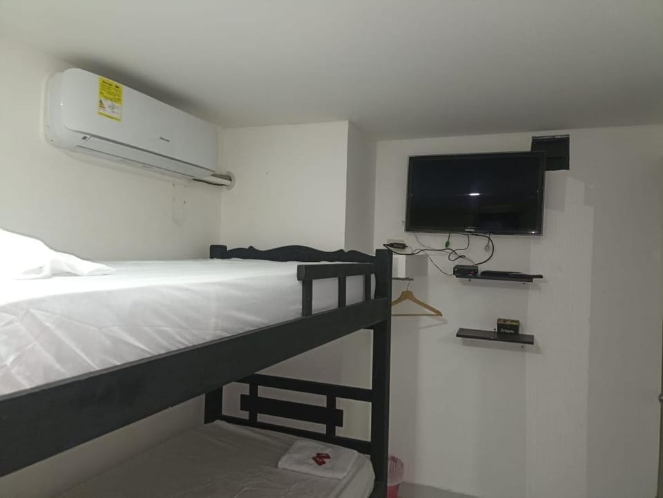 bunk bed, air conditioner