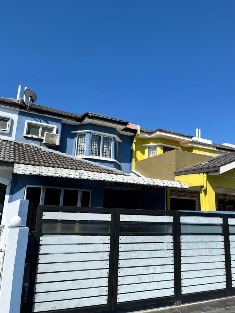 Property building, Day