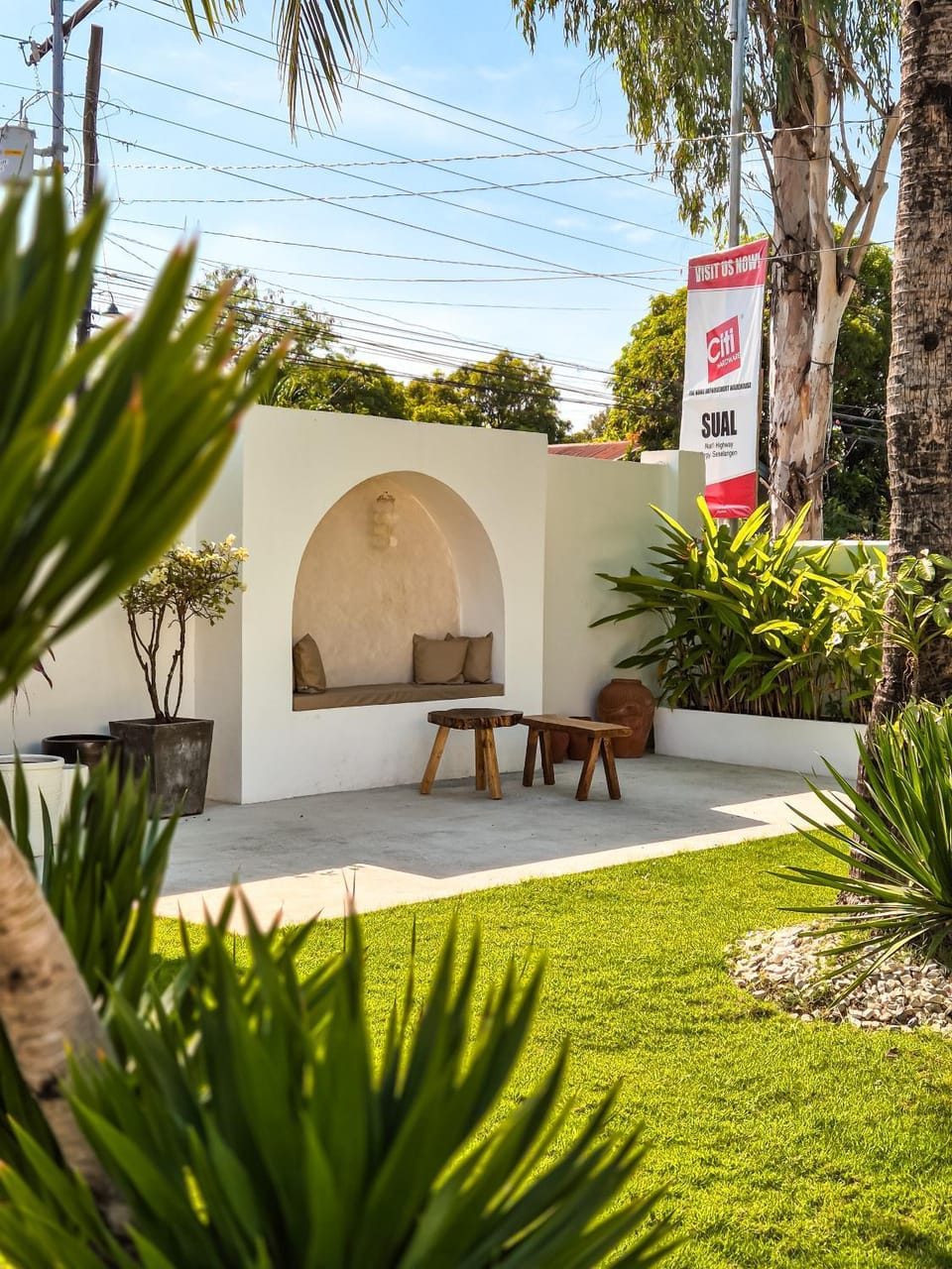Garden, Seating area, Garden view
