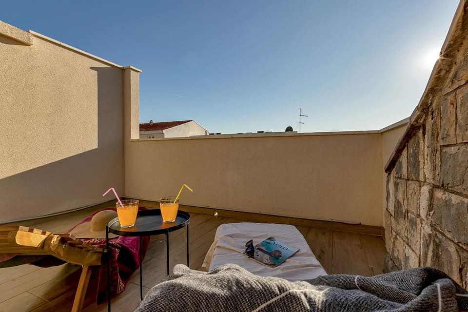 Balcony/Terrace, Seating area