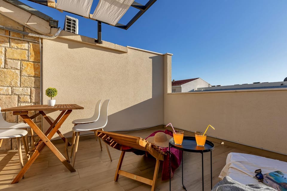 Balcony/Terrace, Seating area