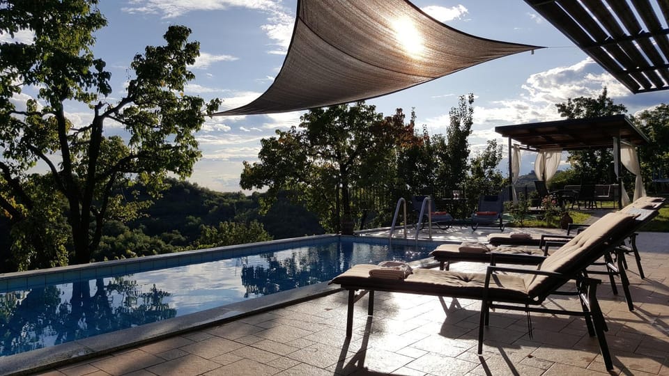 Property building, On site, Pool view, Swimming pool, Swimming pool