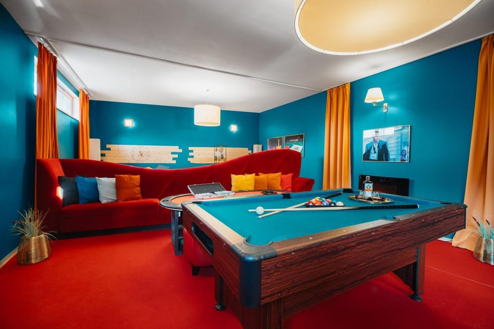 Private Hostel Casino Royal Apartment in Prague