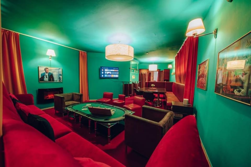 Seating area